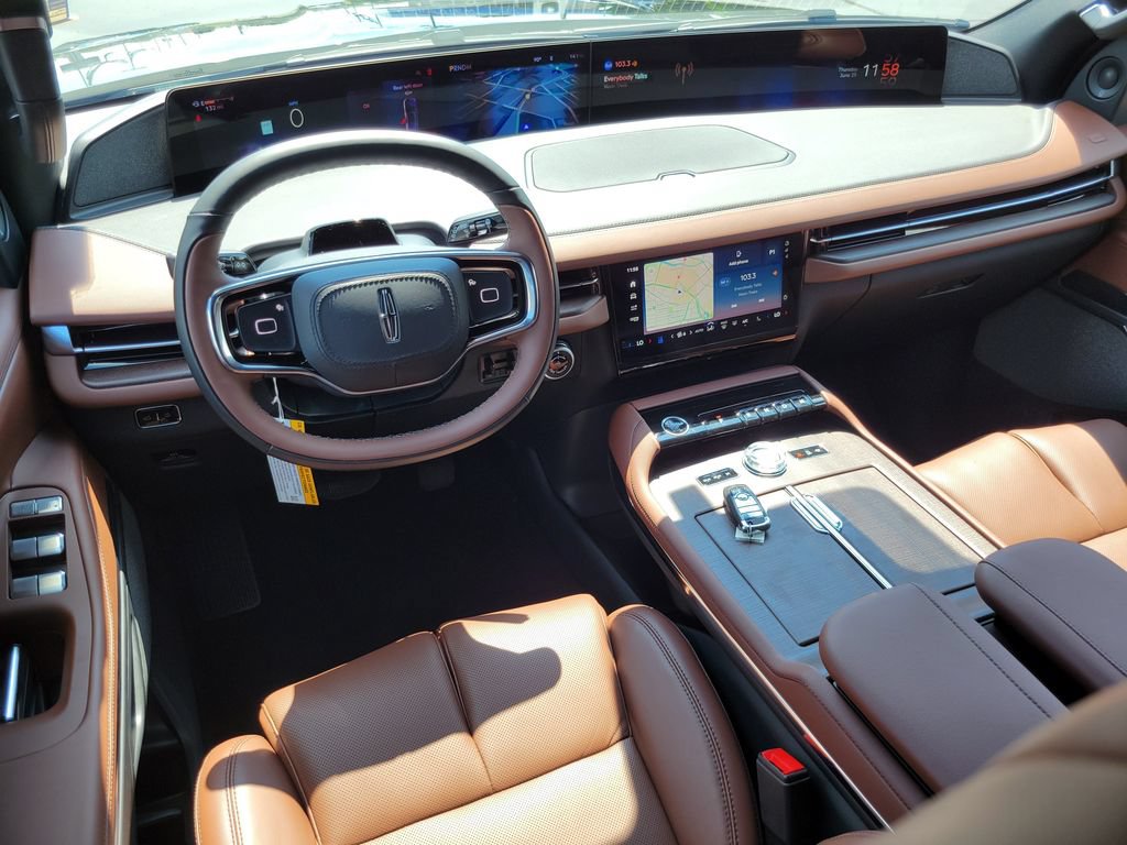 New 2026 Lincoln Navigator Reserve AWD/4WD image 27