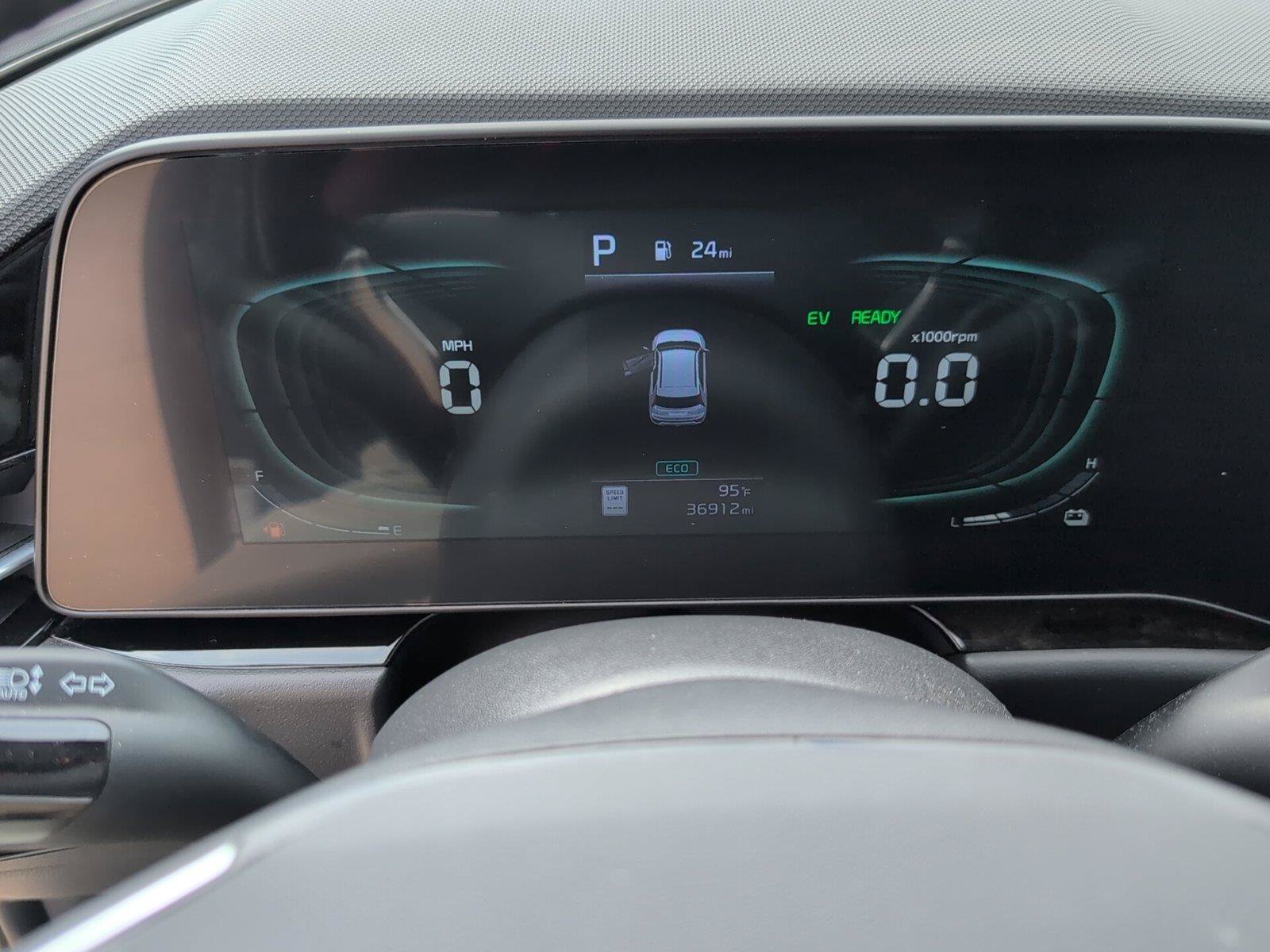 Used 2024 Kia Niro EX FWD image 31