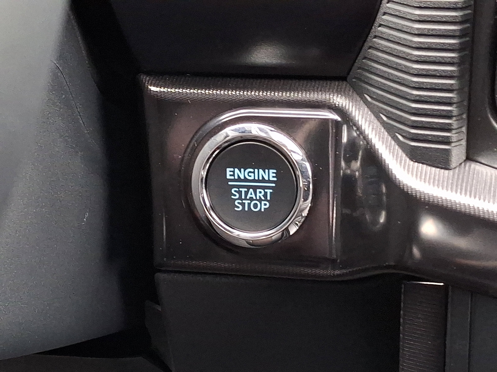 Certified 2025 Ford F150 Raptor w/ Equipment Group 803A Raptor R image 30