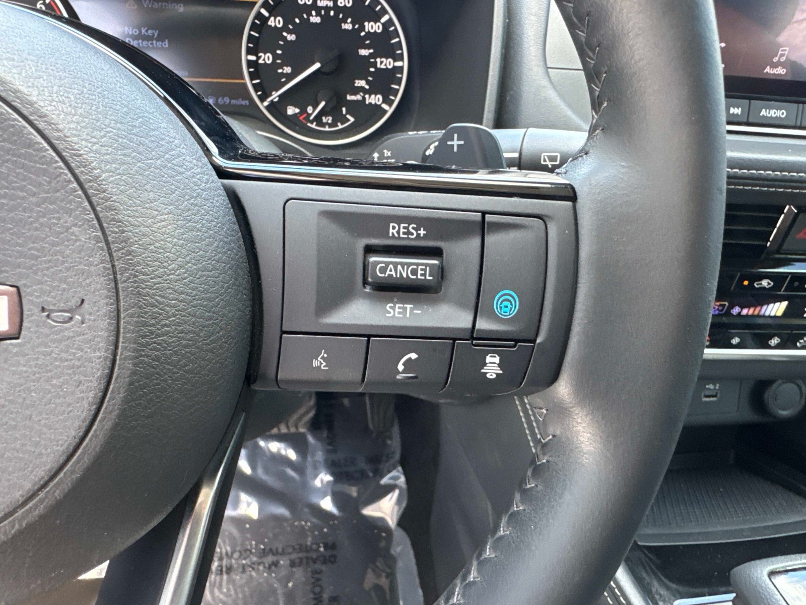 Used 2022 Nissan Rogue SL FWD image 30