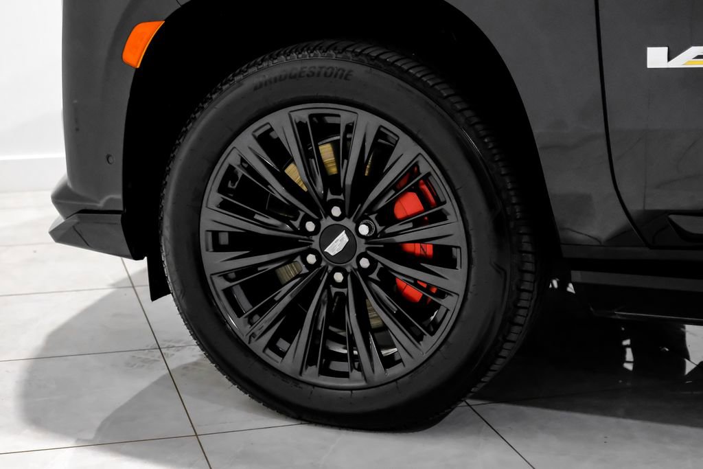 Used 2024 Cadillac Escalade V w/ LPO, ONYX Package image 53