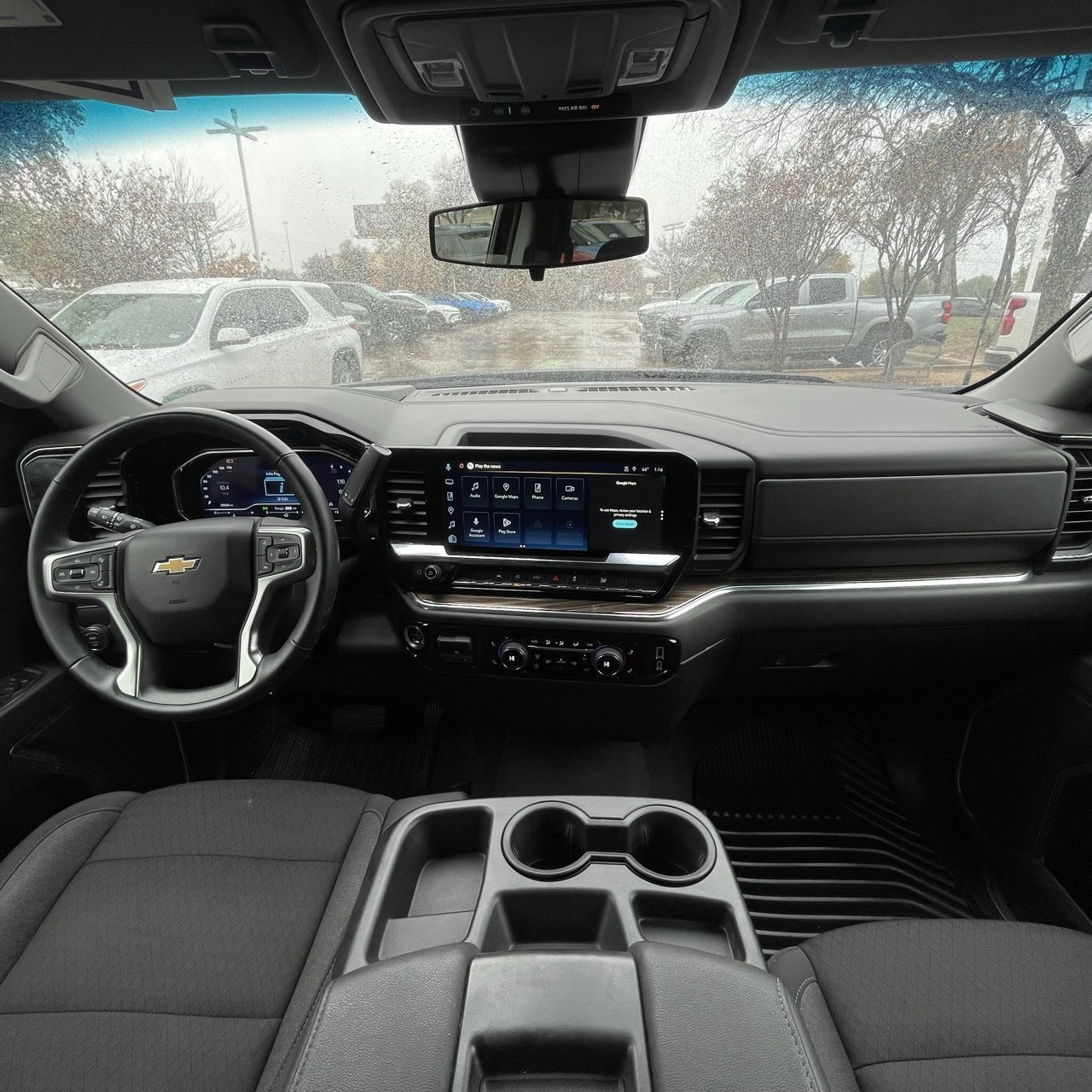 Used 2025 Chevrolet Silverado 1500 LT image 10