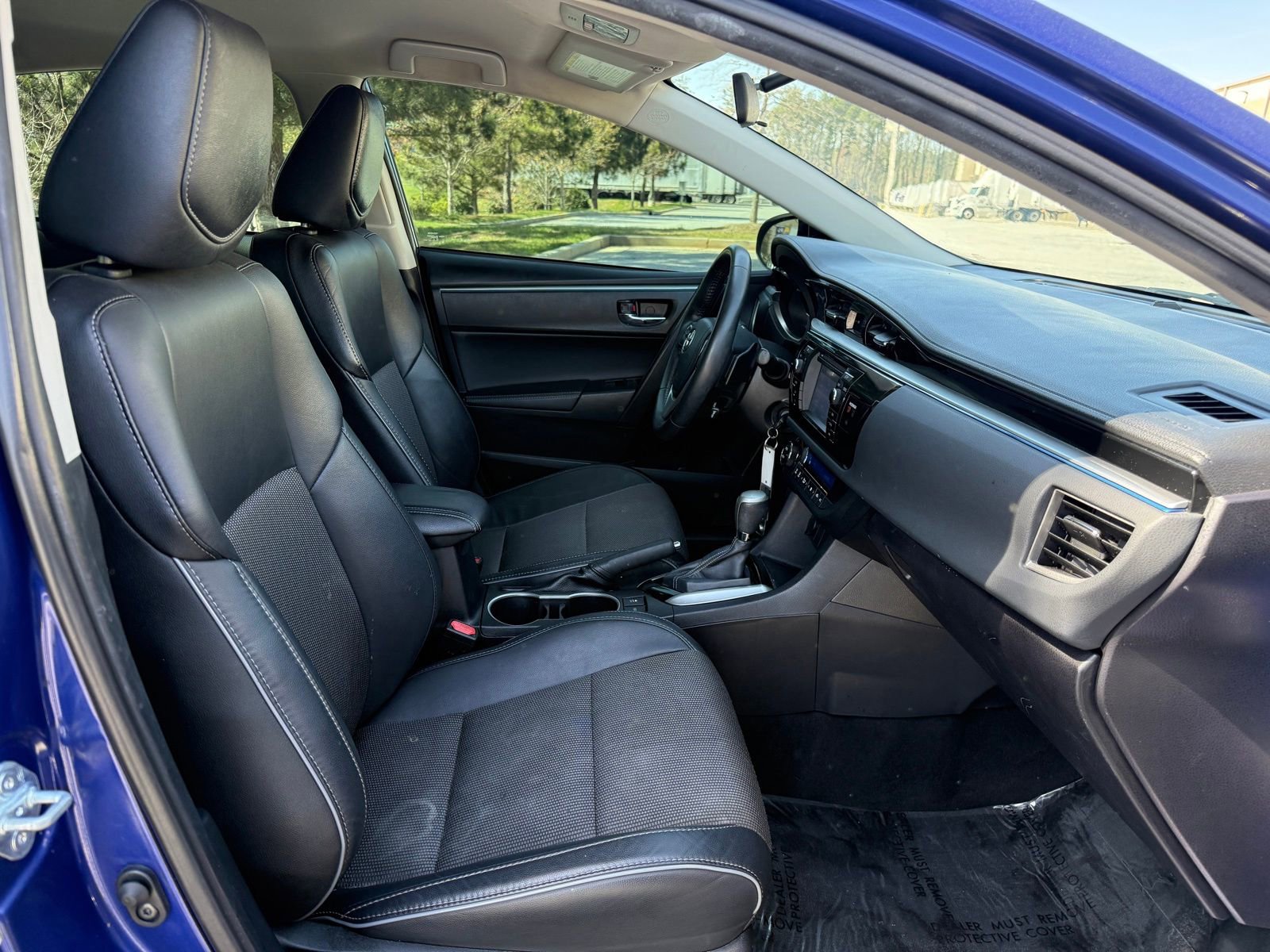Used 2015 Toyota Corolla S image 32