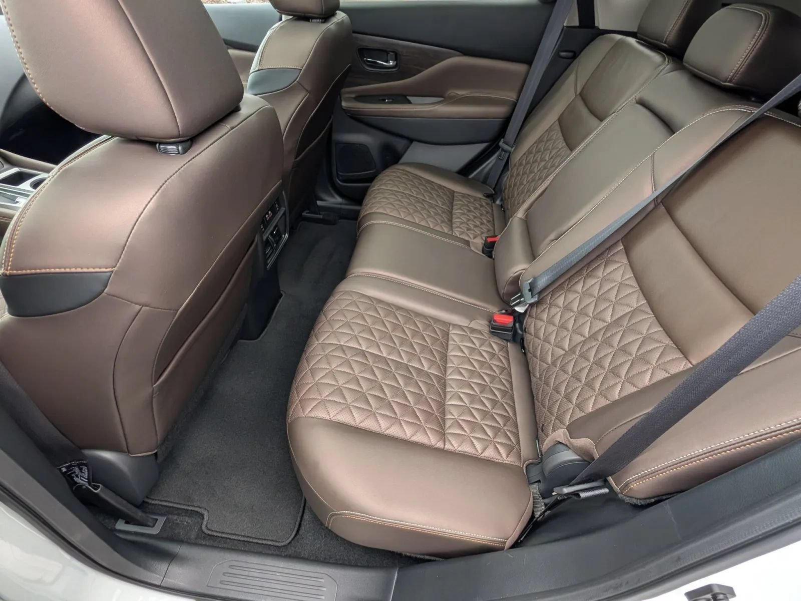 Used 2024 Nissan Murano Platinum w/ Cargo Package FWD image 17