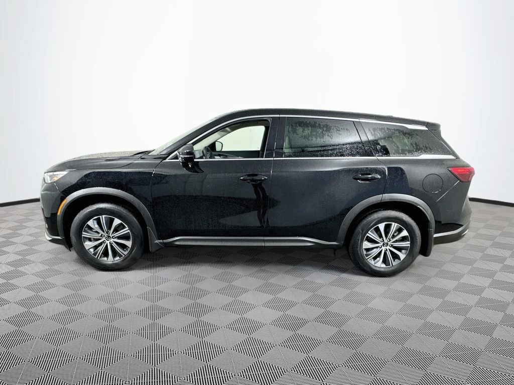 Used 2026 INFINITI QX60 Pure w/ Cargo Package FWD image 8