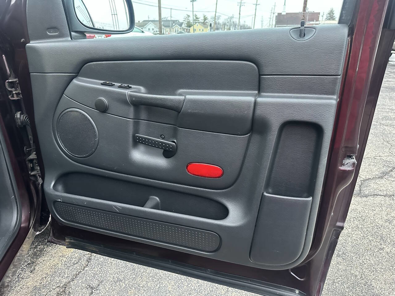 Used 2004 Dodge Ram 1500 Truck ST w/ ST Value Group image 25