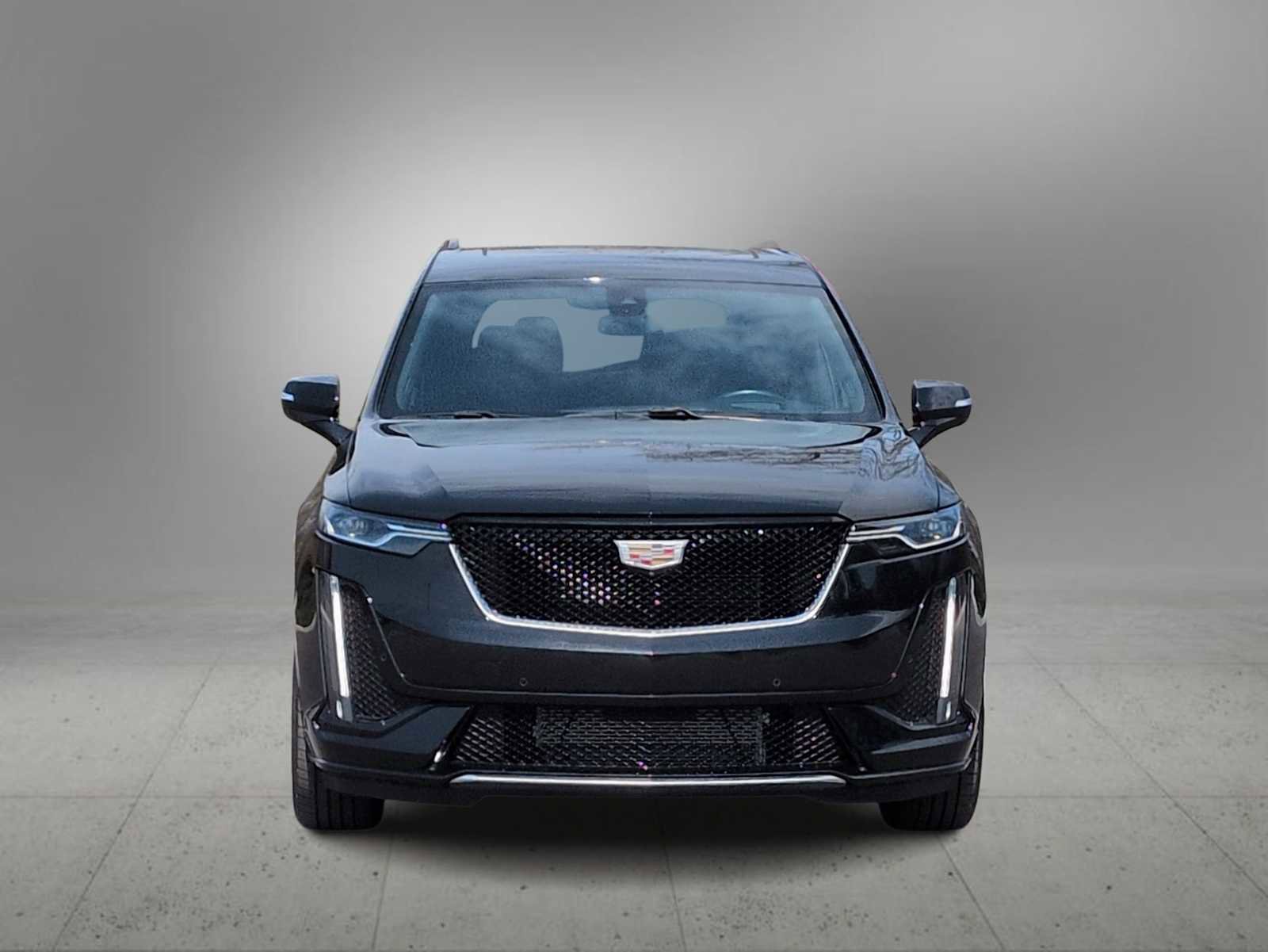 Used 2024 Cadillac XT6 Sport w/ Technology Package AWD/4WD image 3