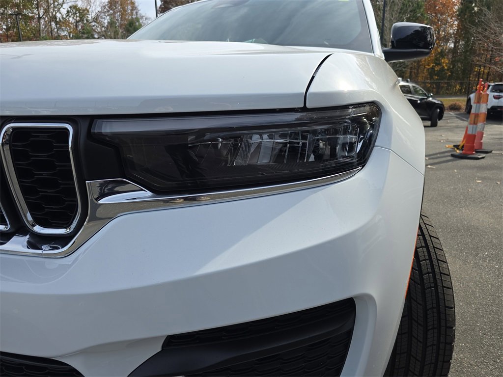 New 2025 Jeep Grand Cherokee Laredo X image 32