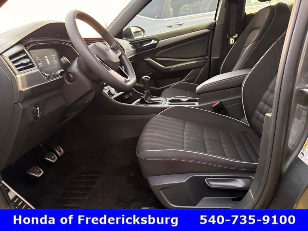 Used 2023 Volkswagen Jetta Sport image 31