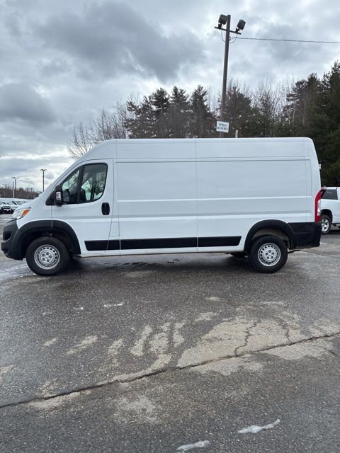 Used 2025 RAM ProMaster 2500 w/ Convenience Group image 4