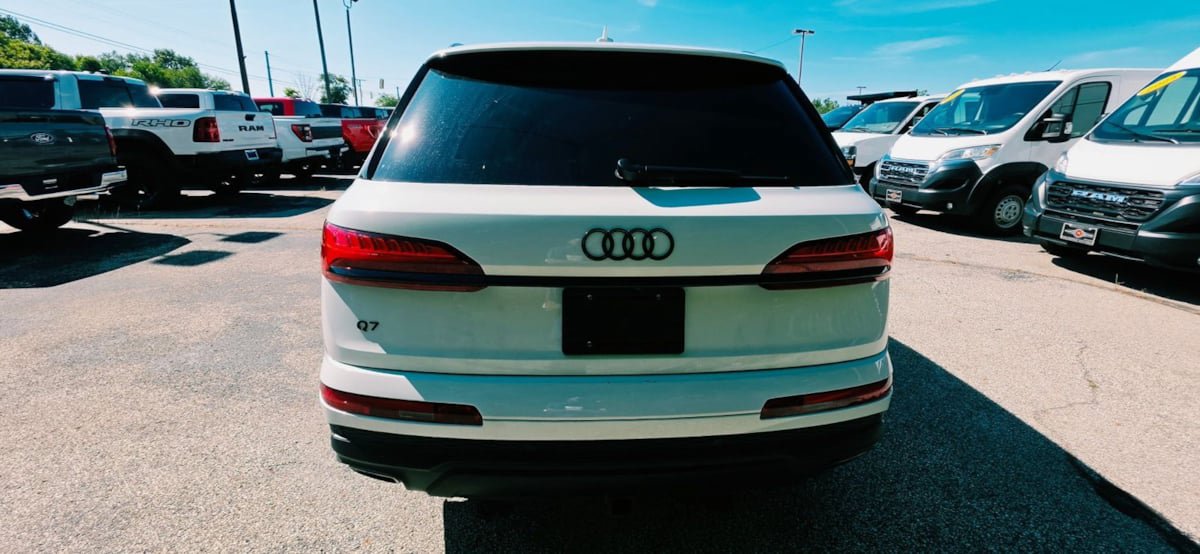 Used 2025 Audi Q7 3.0T Prestige AWD/4WD image 5