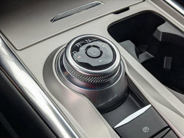 Used 2021 Ford Explorer XLT w/ Equipment Group 202A RWD image 8