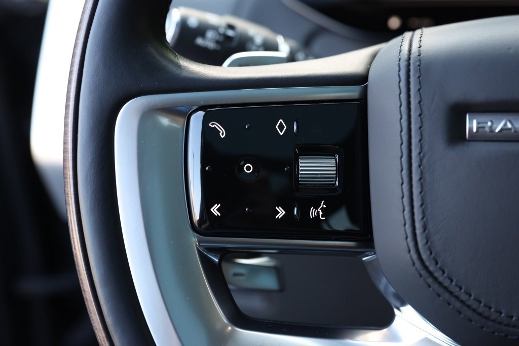 Used 2023 Land Rover Range Rover Long Wheelbase Autobiography image 28
