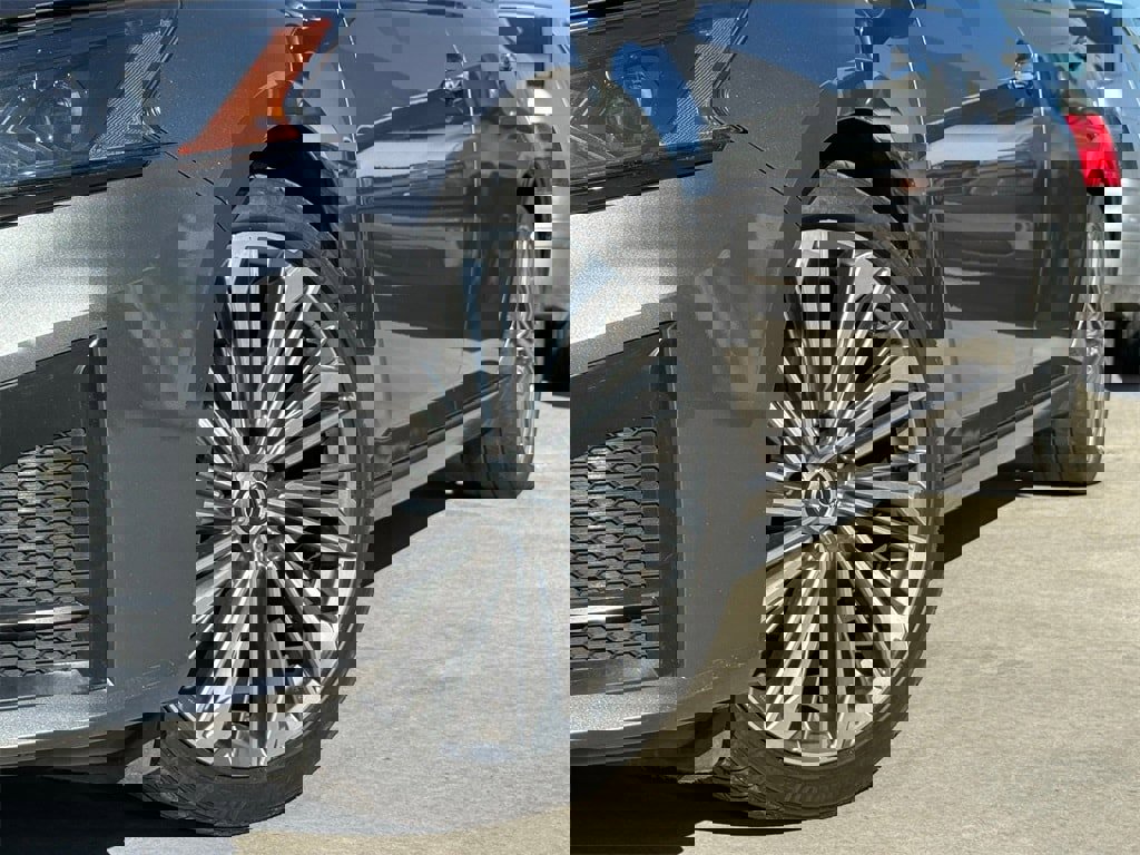 Used 2023 Nissan Altima 2.5 SL image 2