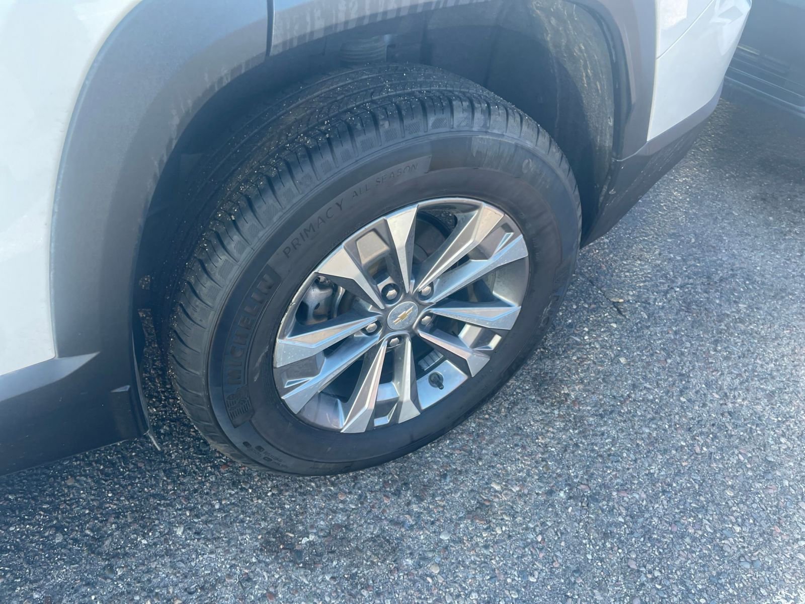 Used 2025 Chevrolet Equinox LT image 29