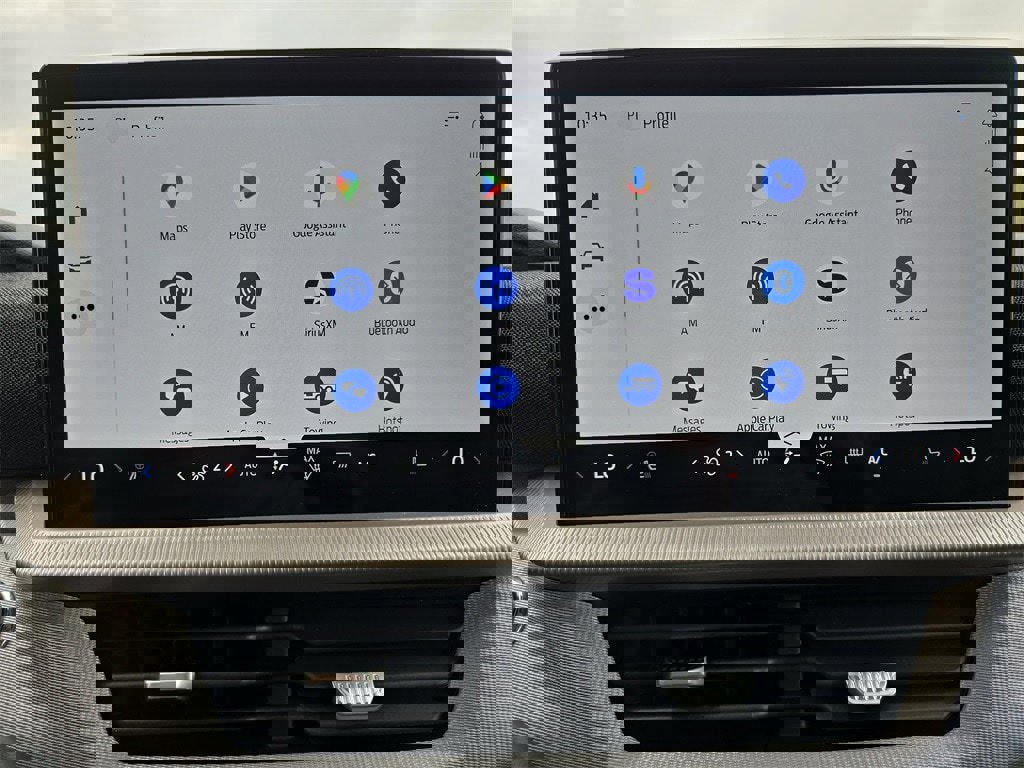 New 2025 Ford Explorer Active w/ Active Comfort Package image 22