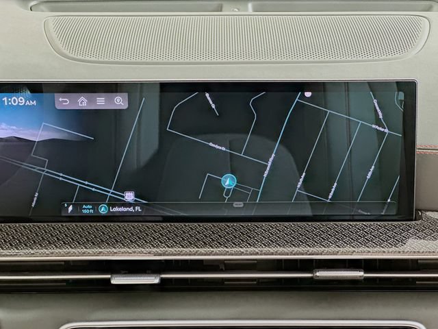 New 2025 Genesis GV80 3.5T e-SC AWD/4WD image 17