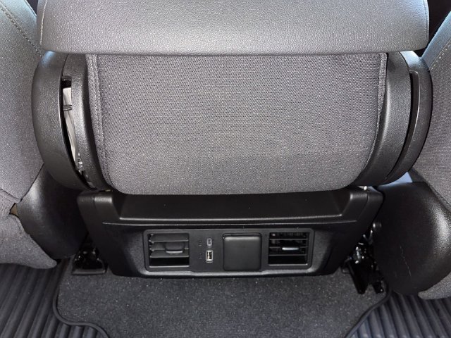 Used 2024 Chevrolet Silverado 1500 LT AWD/4WD image 21