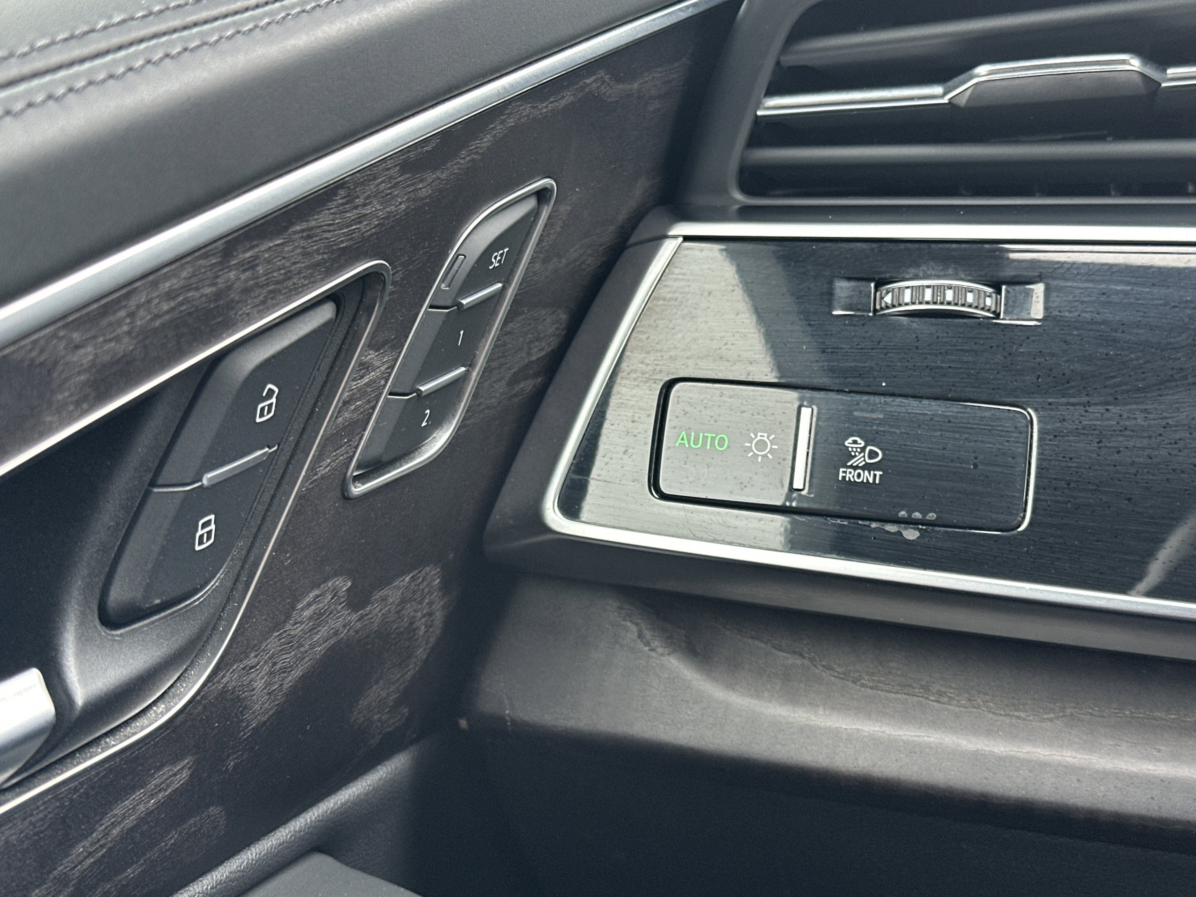 Used 2024 Audi Q7 3.0T Prestige w/ Prestige Package image 28