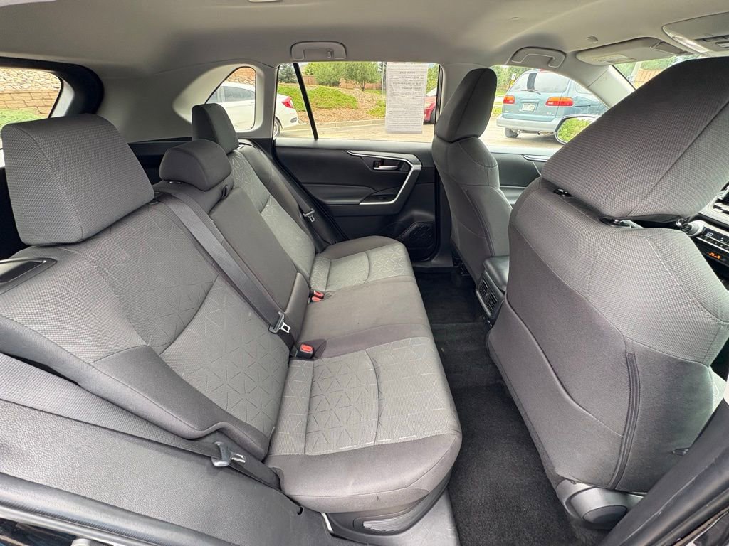 Used 2024 Toyota RAV4 XLE image 35