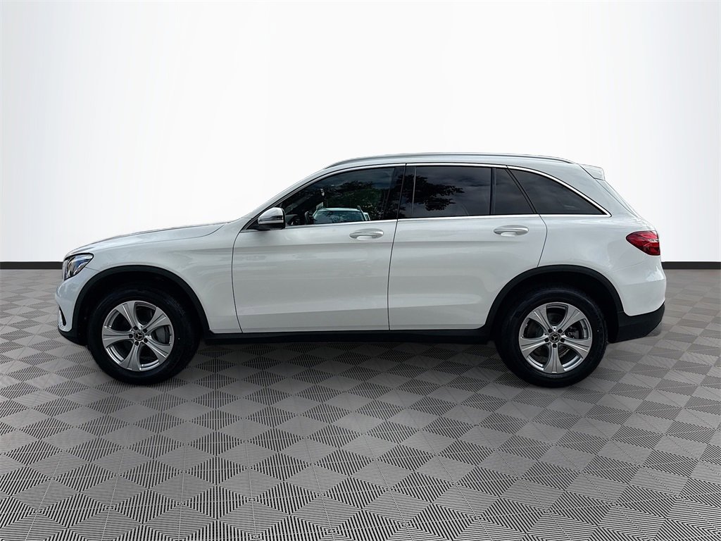 Used 2018 Mercedes-Benz GLC 300 4MATIC w/ Multimedia Package image 9