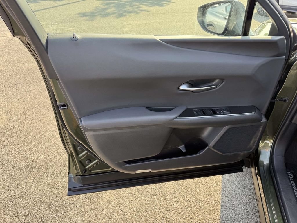 Used 2025 Lexus UX 300h AWD w/ Accessory Package (Z1) image 12