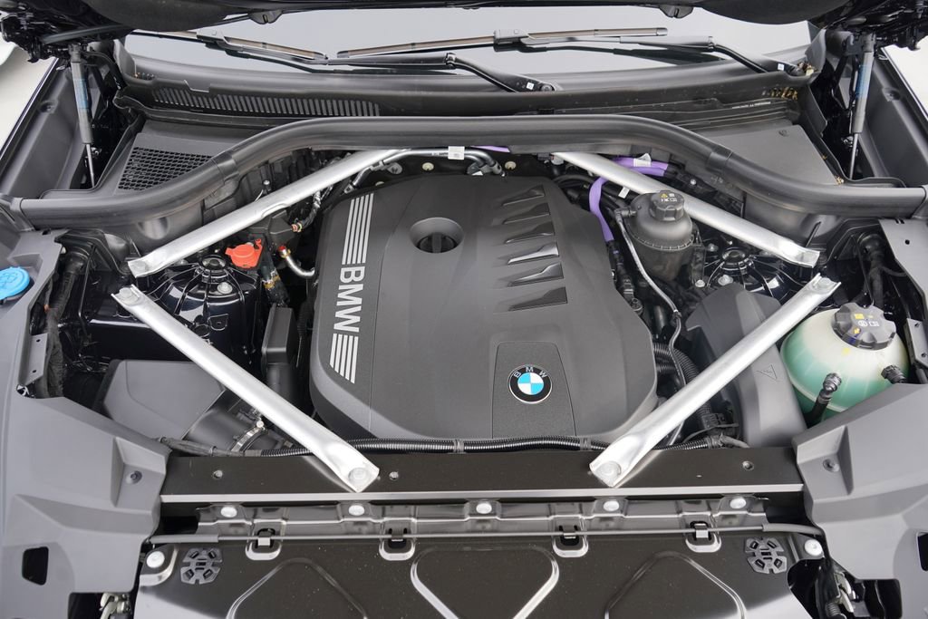 New 2026 BMW X5 sDrive40i w/ M Sport Package image 22