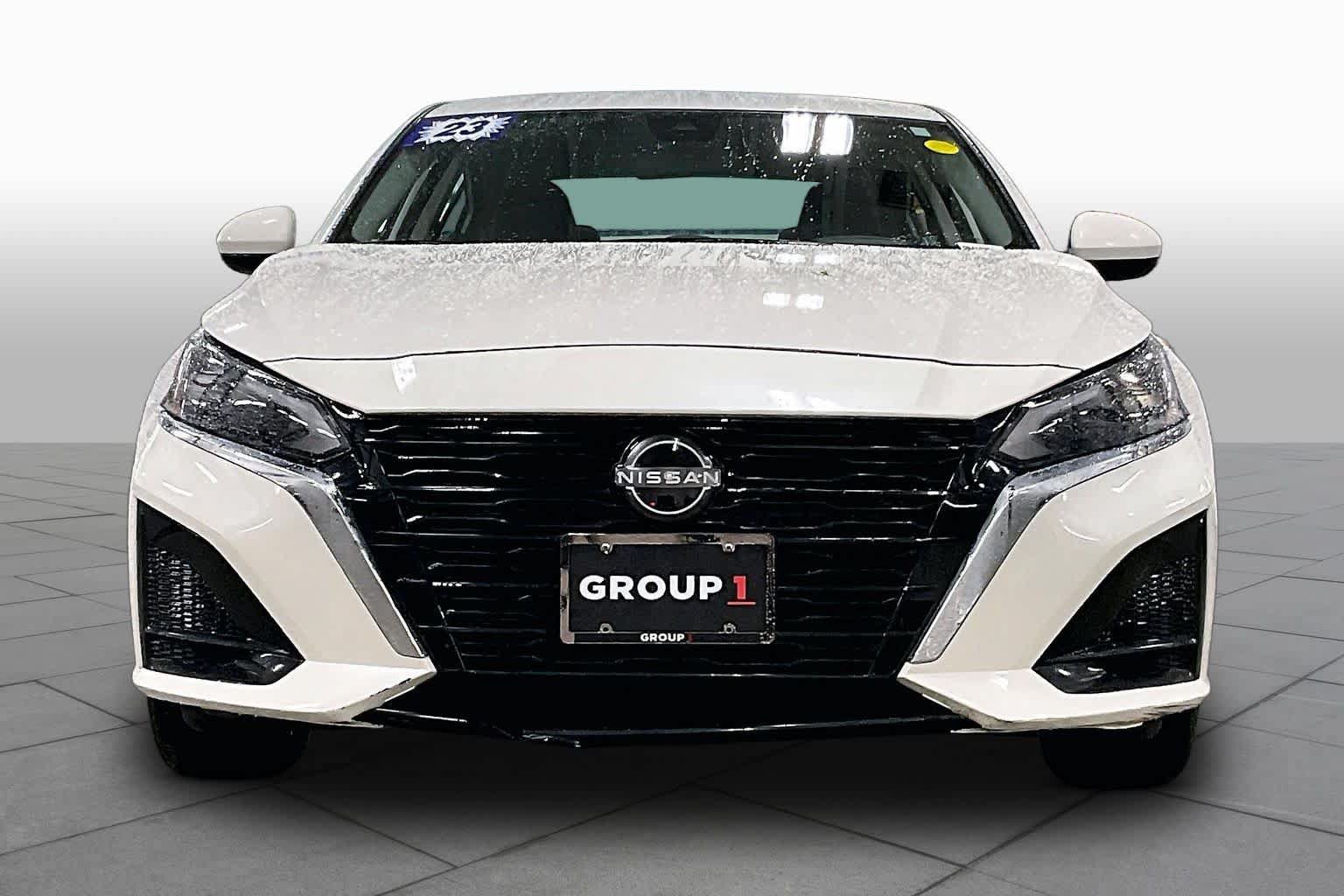 Used 2023 Nissan Altima 2.5 SV AWD/4WD image 4