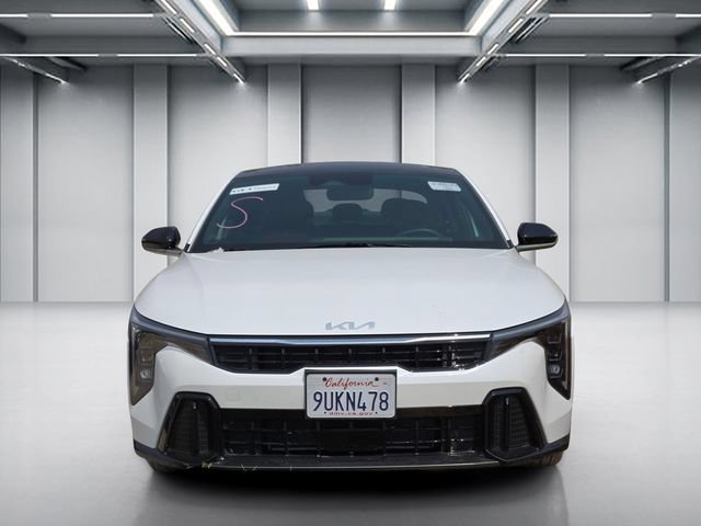 Certified 2025 Kia K4 GT-Line w/ GT-Line Premium Package FWD image 2