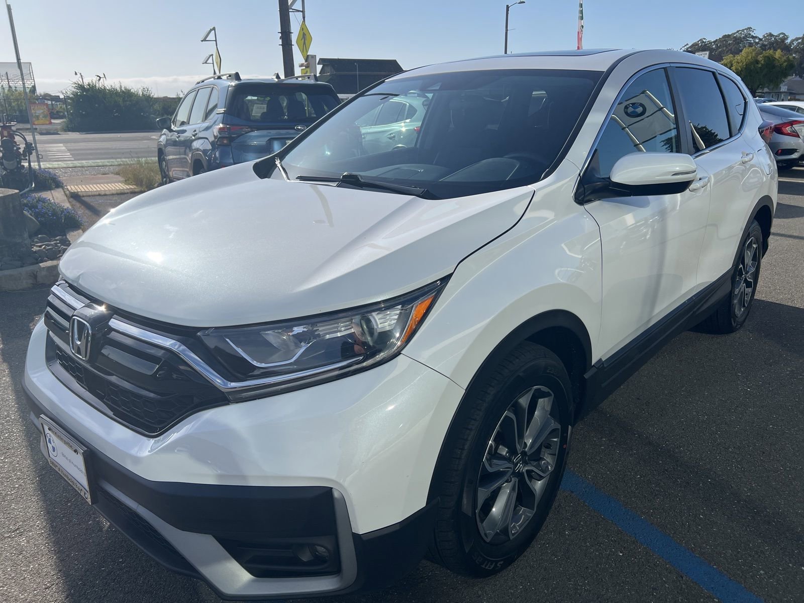 Used 2022 Honda CR-V EX image 2