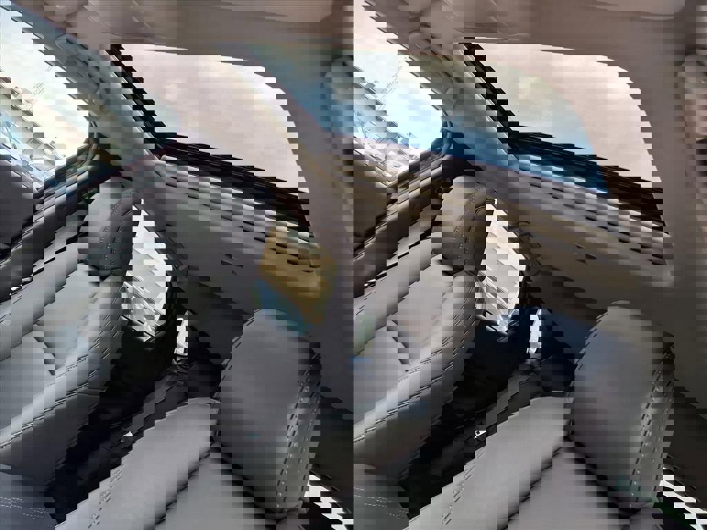 Certified 2025 MAZDA CX-30 AWD 2.5 S w/ Preferred Package image 8