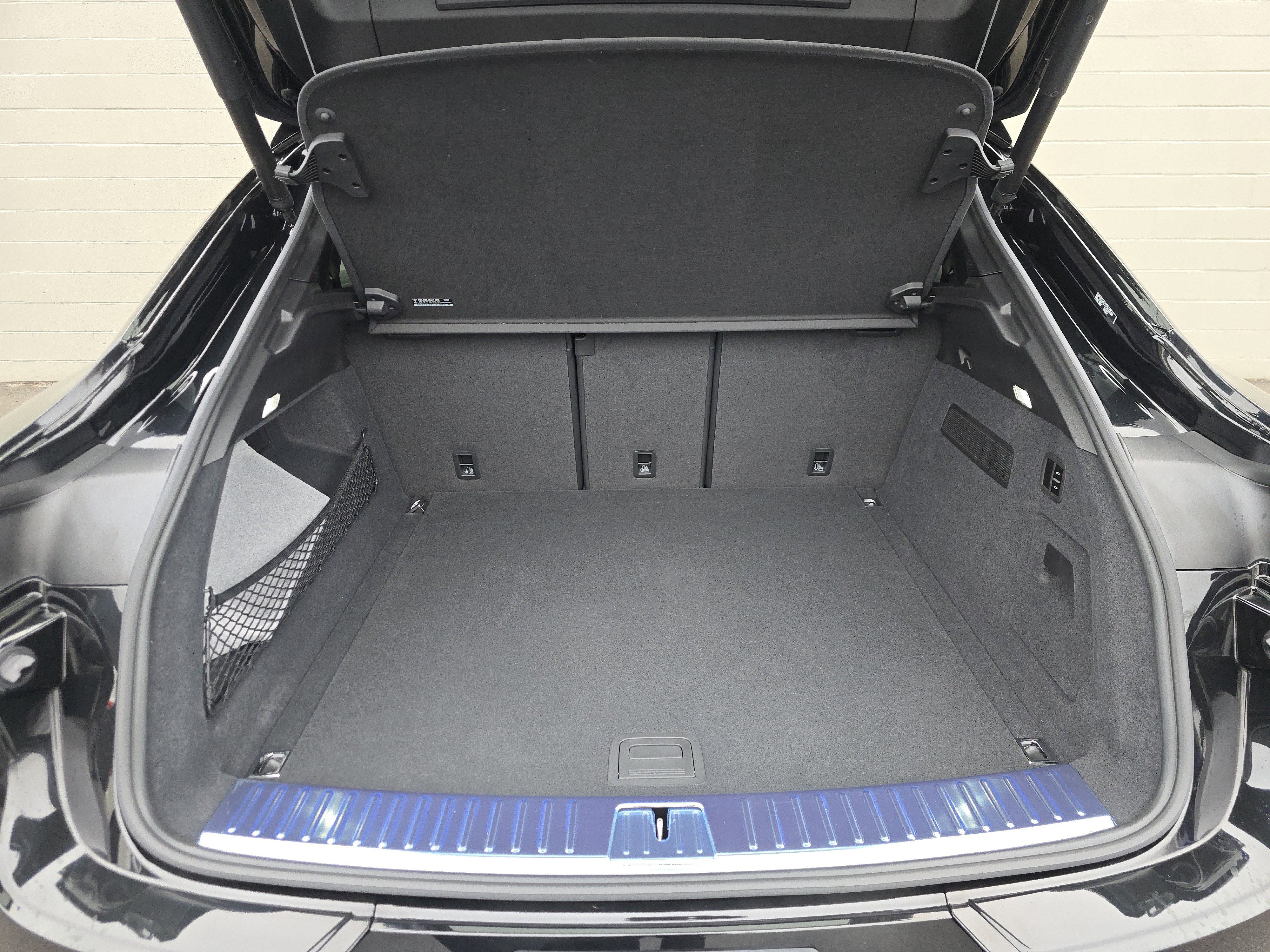 New 2026 Porsche Cayenne GTS image 25