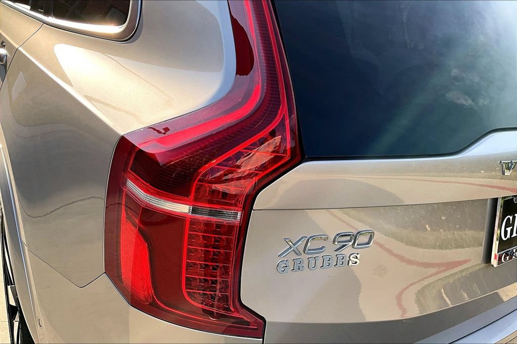 Certified 2023 Volvo XC90 T8 Ultimate AWD/4WD image 41
