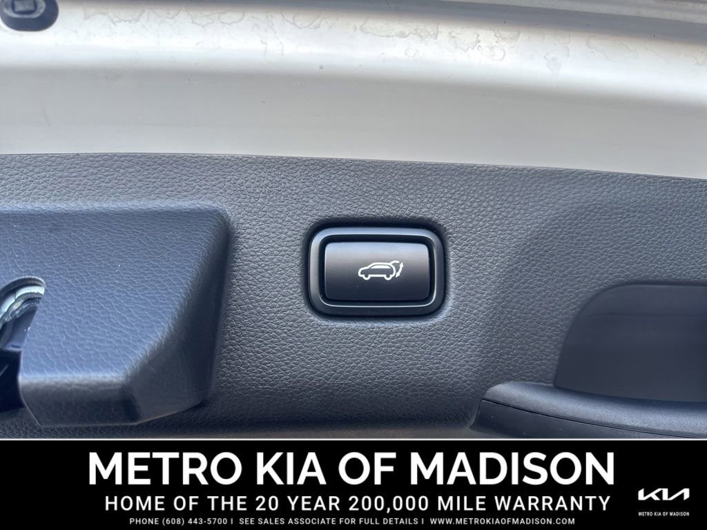 Used 2024 Kia Seltos SX w/ SX Sunroof Package image 31