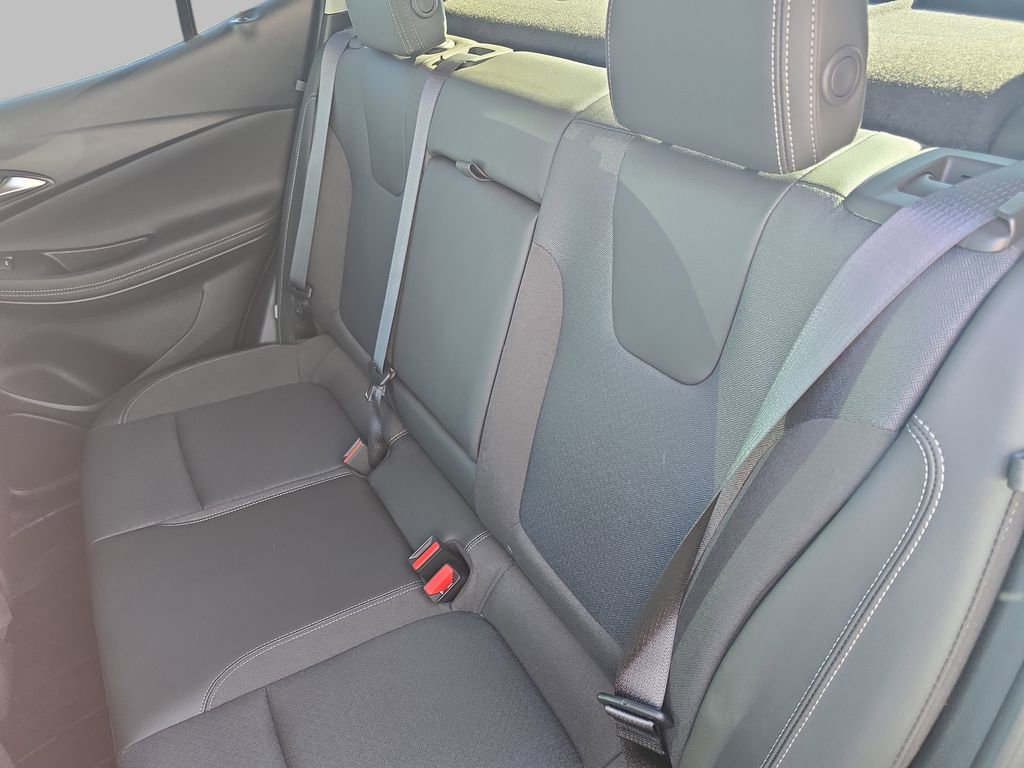 Certified 2024 Buick Encore GX Preferred w/ Comfort Package FWD image 14