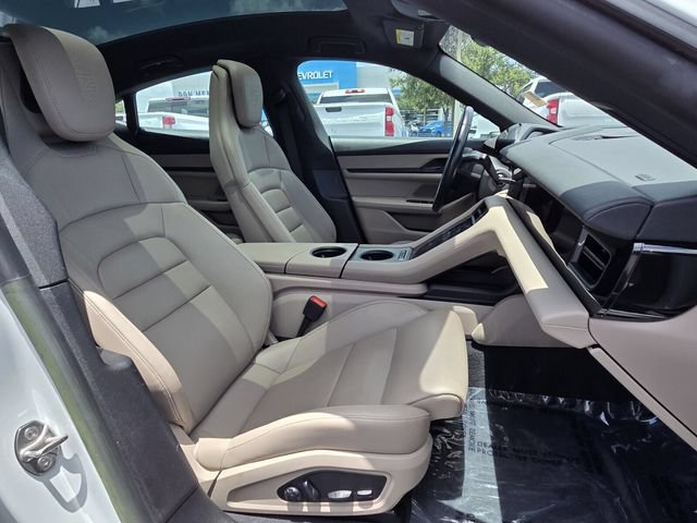 Used 2023 Porsche Taycan RWD image 17