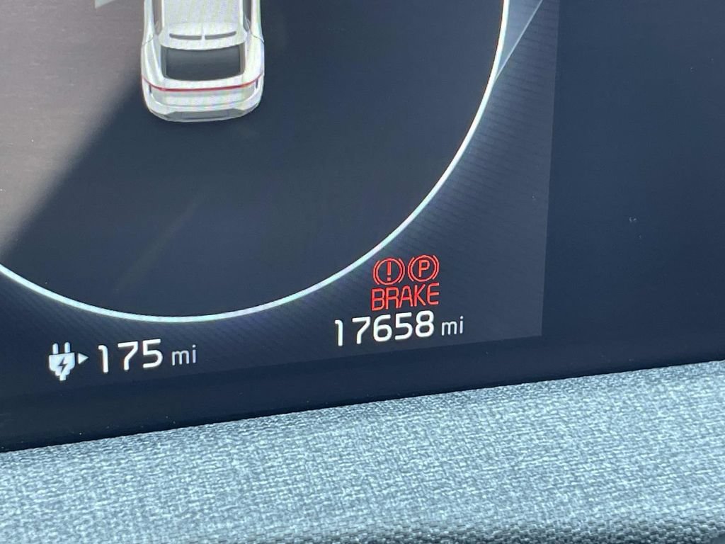 Used 2024 Kia EV6 Light RWD image 26