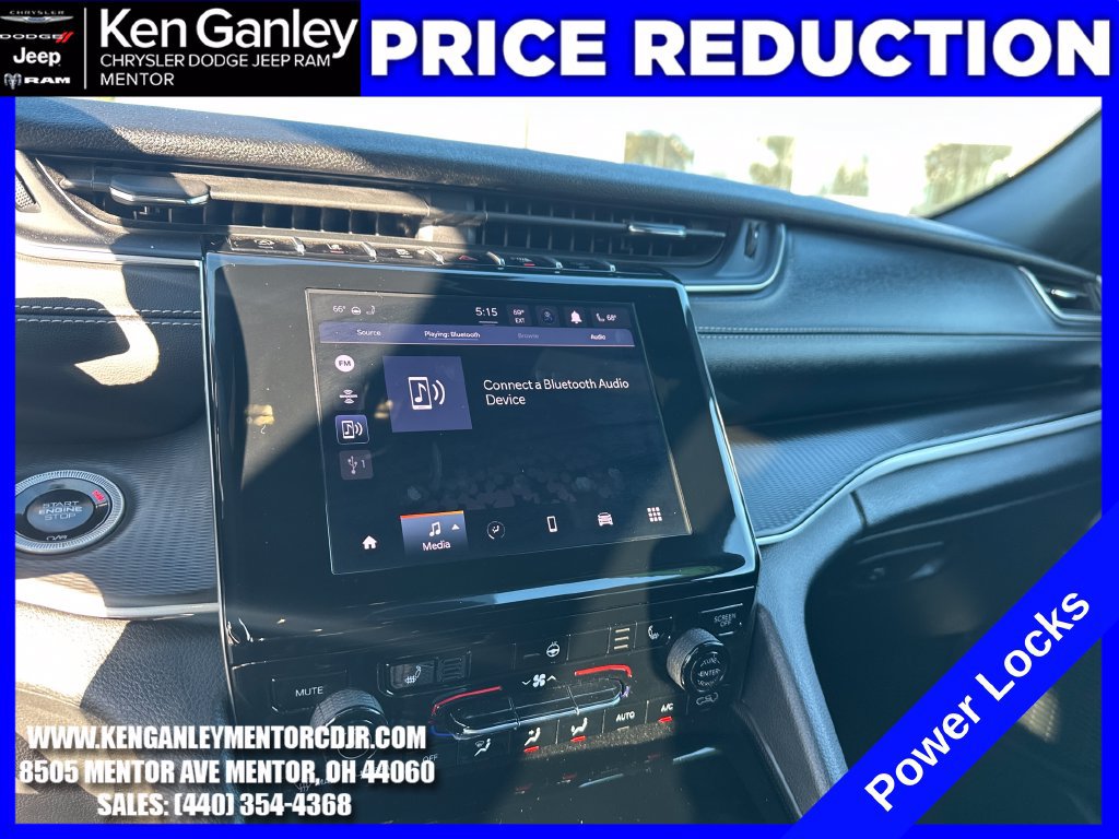 Used 2024 Jeep Grand Cherokee Altitude AWD/4WD image 18
