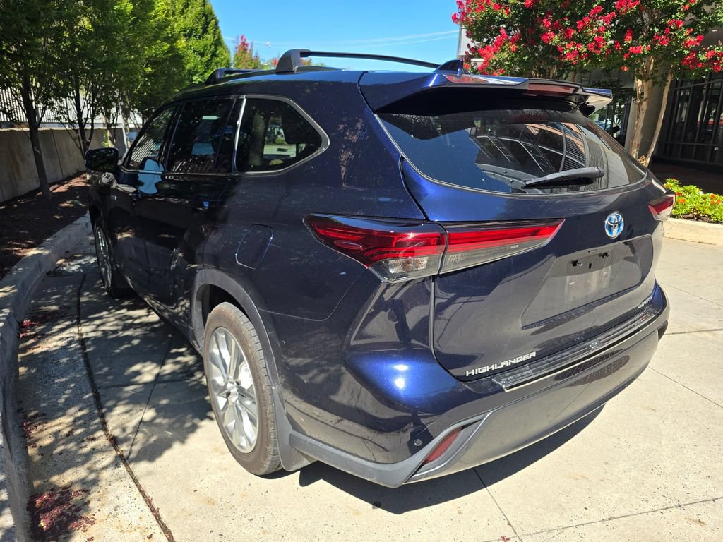 Used 2021 Toyota Highlander Limited AWD/4WD image 6