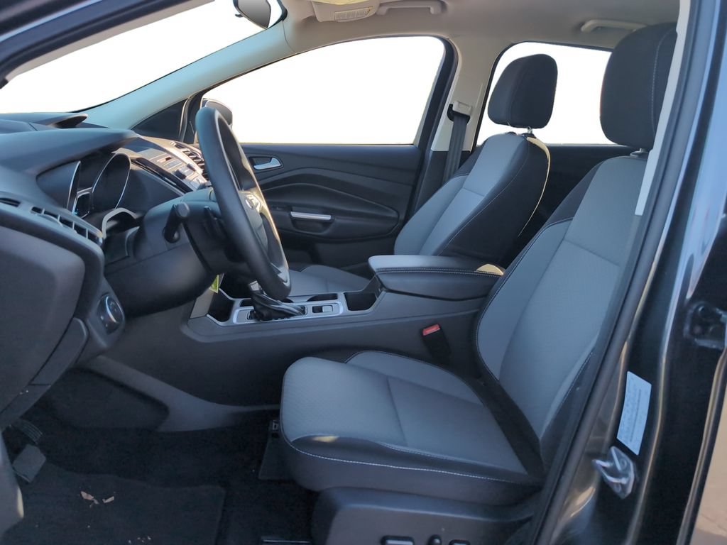Used 2017 Ford Escape SE AWD/4WD image 8
