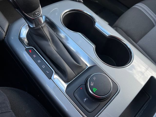 Used 2025 Chevrolet Blazer LT FWD image 23