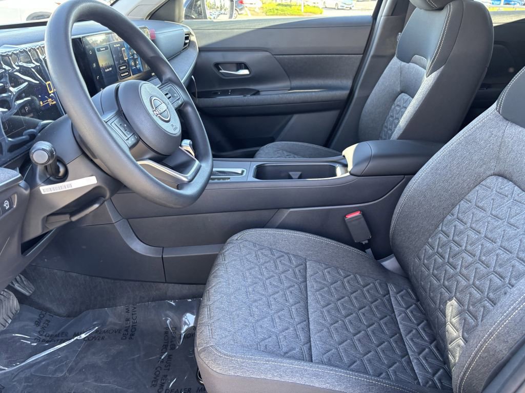 New 2026 Nissan Kicks SV image 14