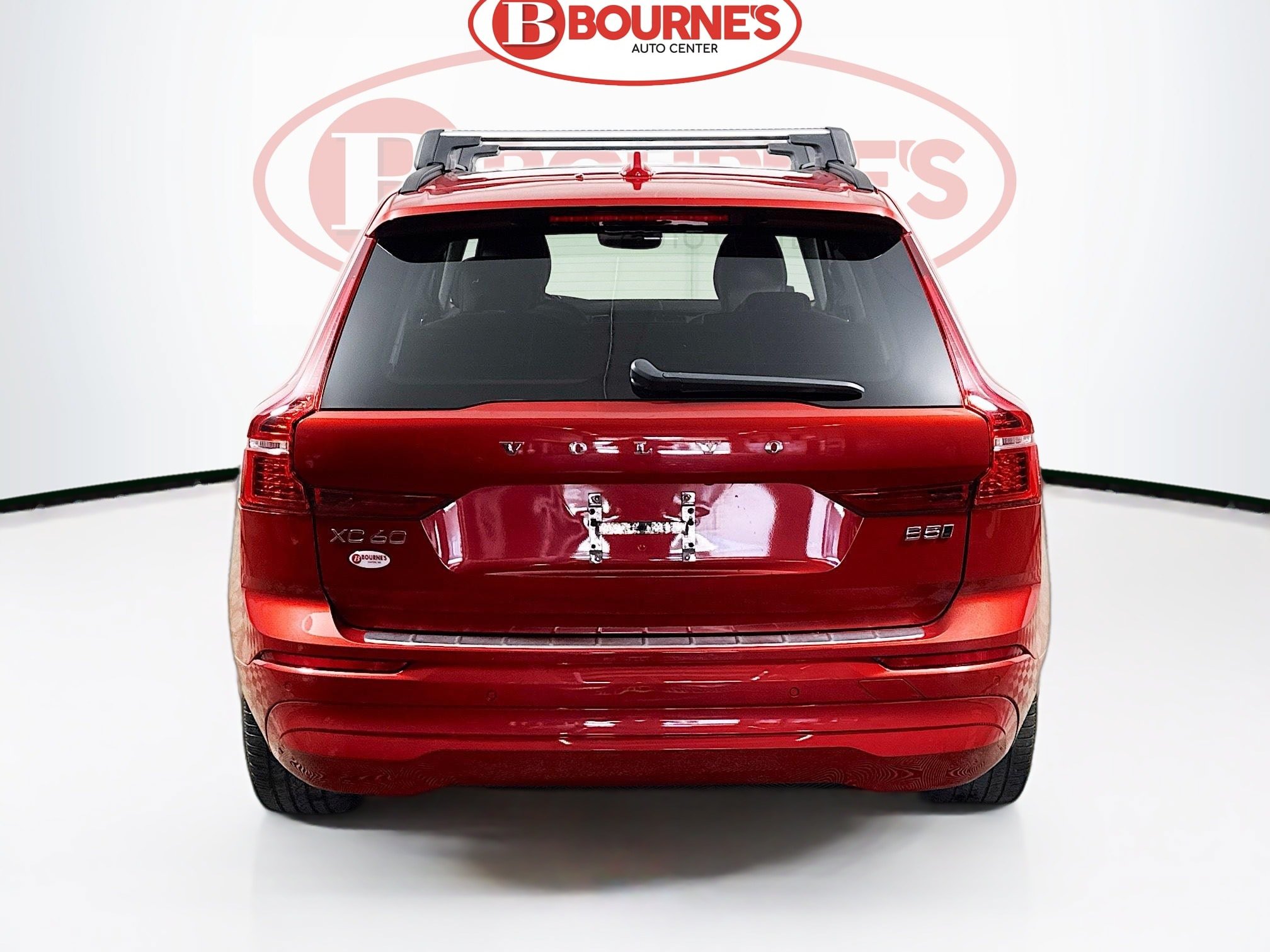 Used 2023 Volvo XC60 B5 Core AWD/4WD image 10
