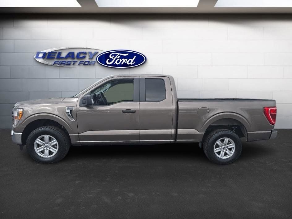 Used 2022 Ford F150 XLT image 2