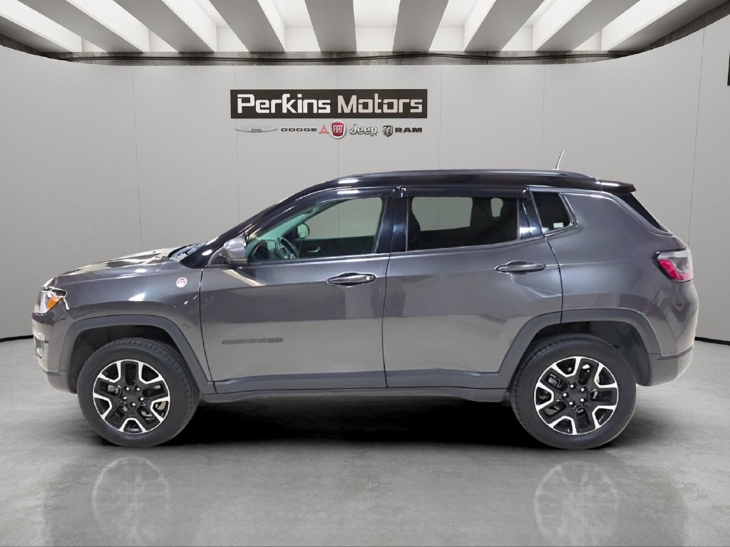 Used 2020 Jeep Compass Trailhawk w/ Leather Interior Group AWD/4WD image 2