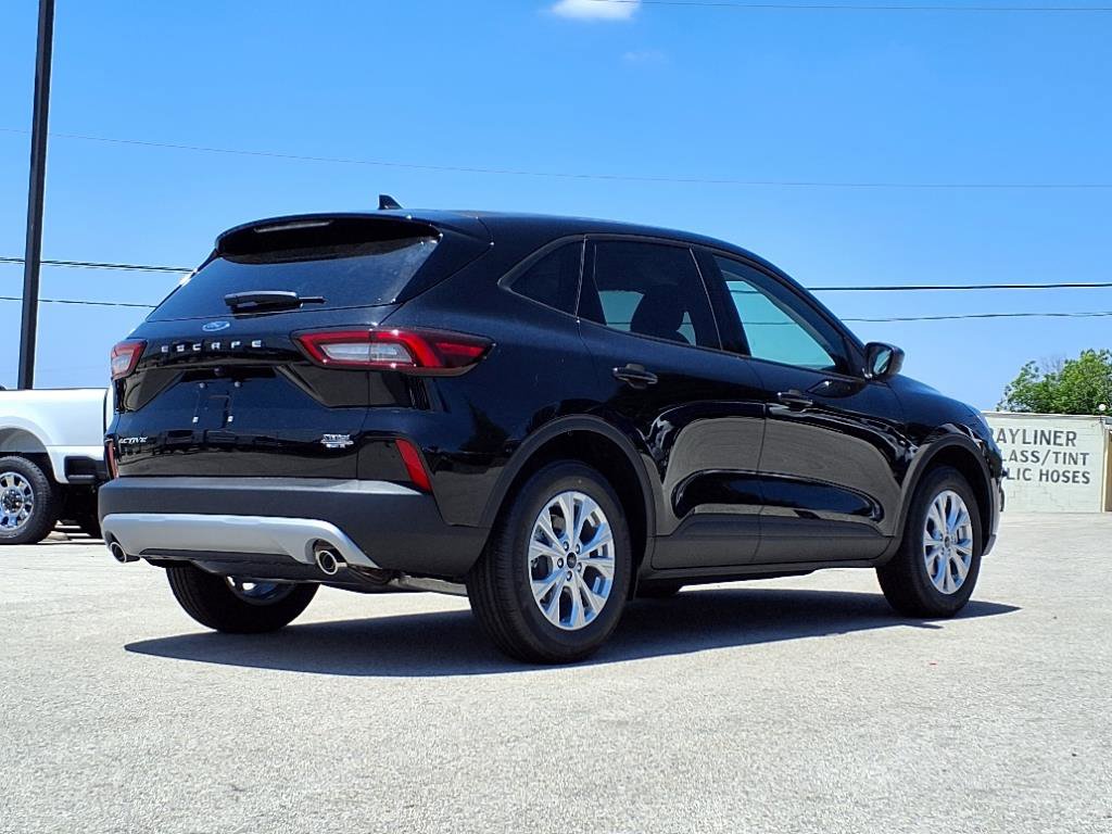 New 2025 Ford Escape Active FWD image 4