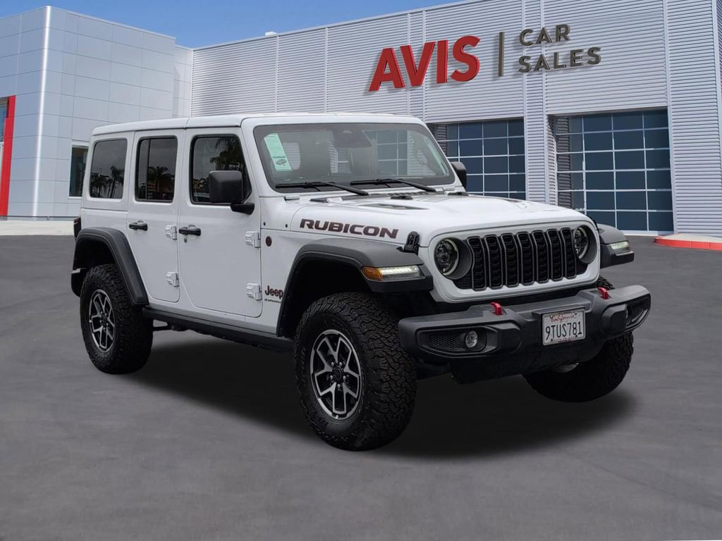Used 2025 Jeep Wrangler Unlimited Rubicon image 3