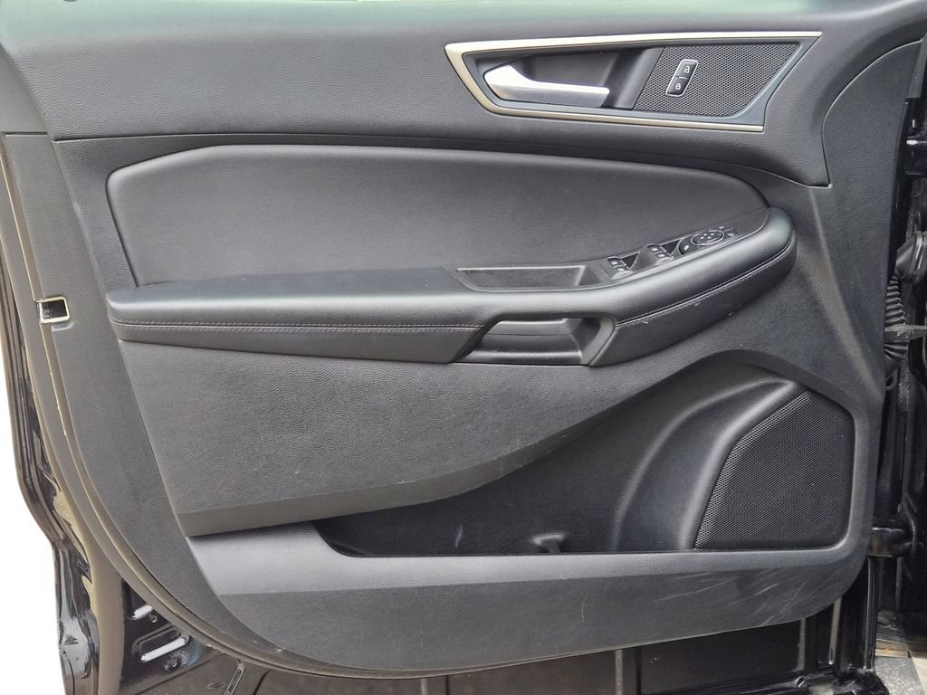 Used 2024 Ford Edge SEL AWD/4WD image 14