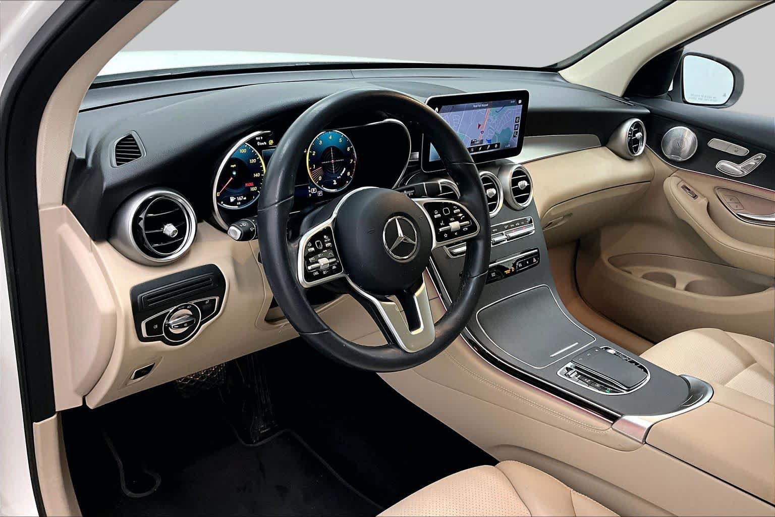 Used 2020 Mercedes-Benz GLC 300 image 17