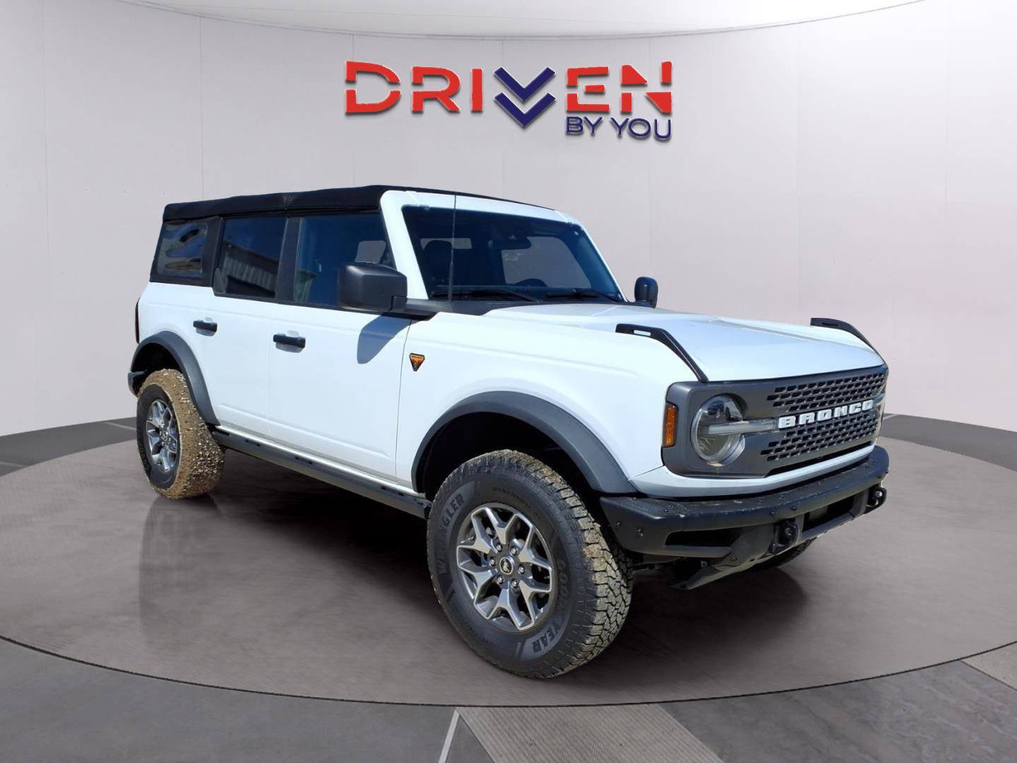 Used 2021 Ford Bronco Badlands image 7